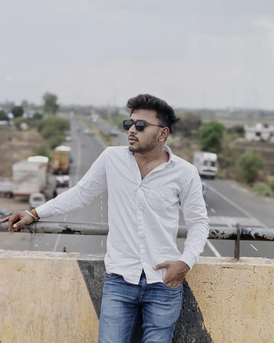 Aadarsh Chhalotre